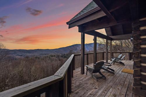 Seven Devils House | The Bearbnb High Country