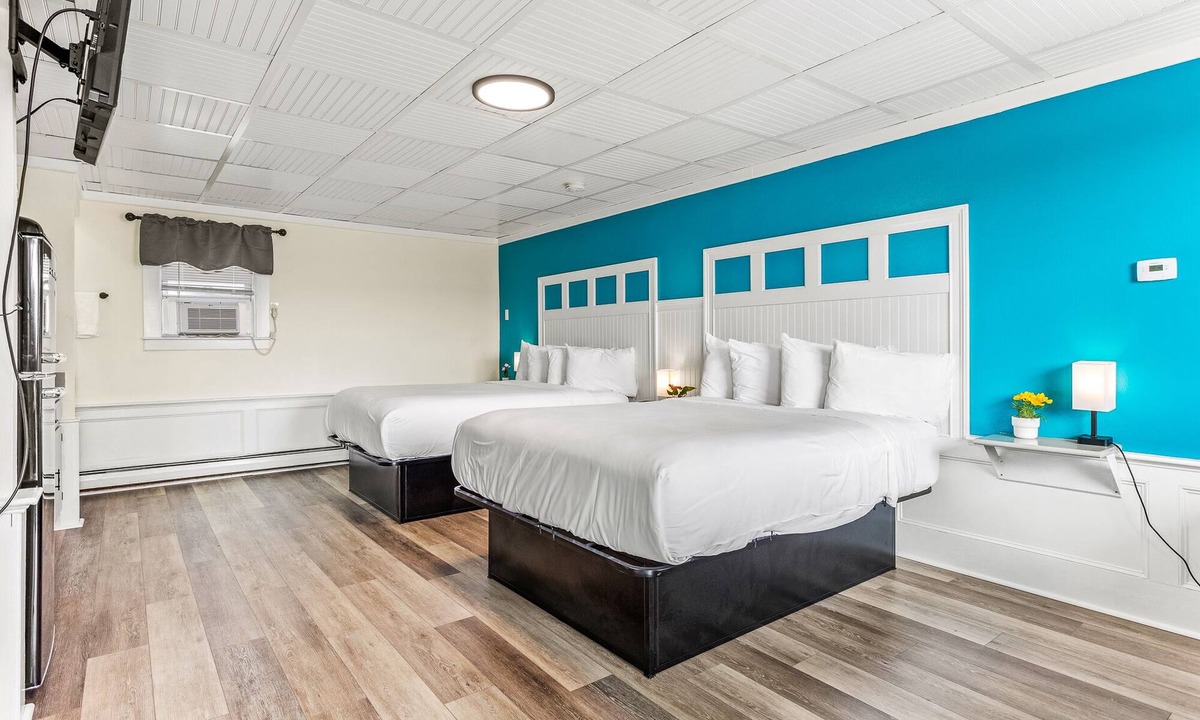 Hampton Hotel | The Crest - Hampton Beach