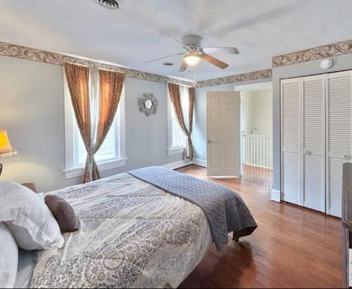 Martinsville House | The Honey Home