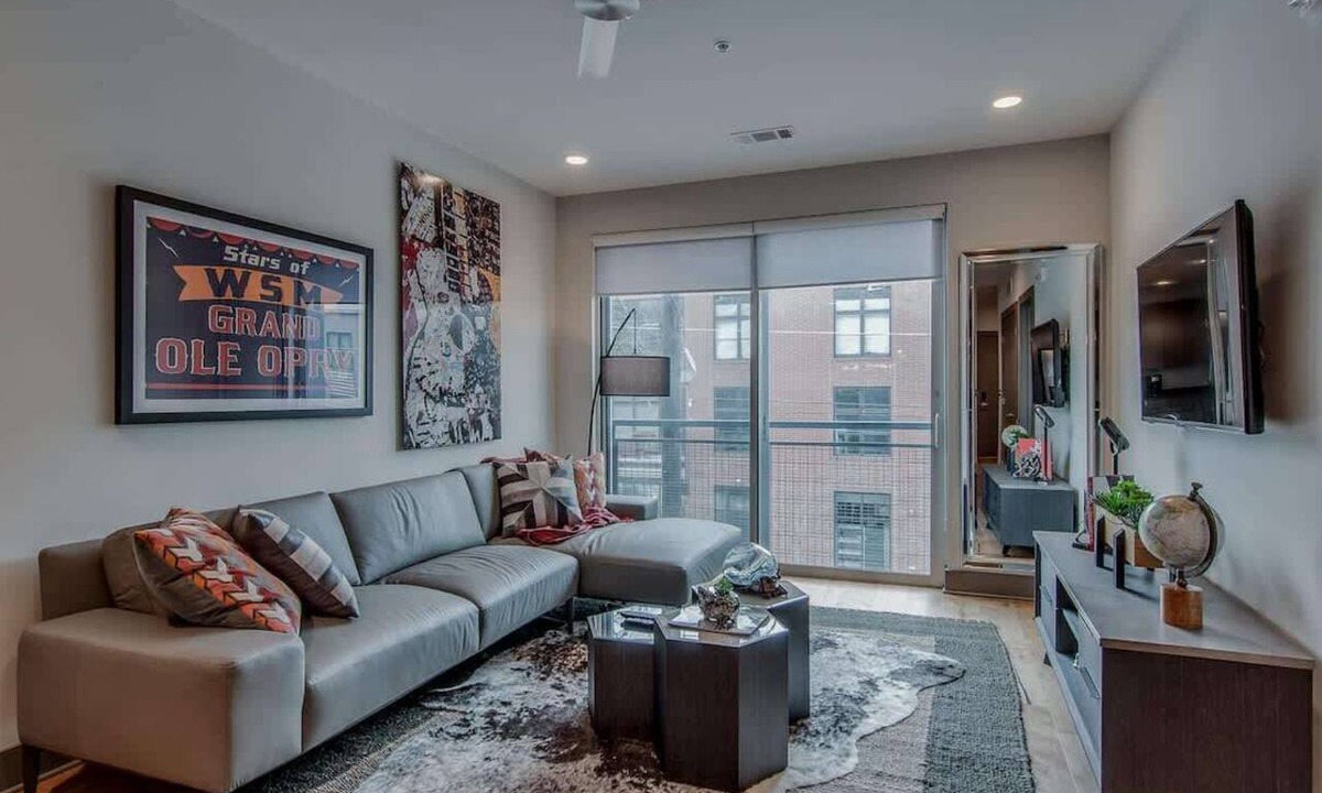 South Nashville Apartment | The Houston Flat - Monthly Furnished Rental
