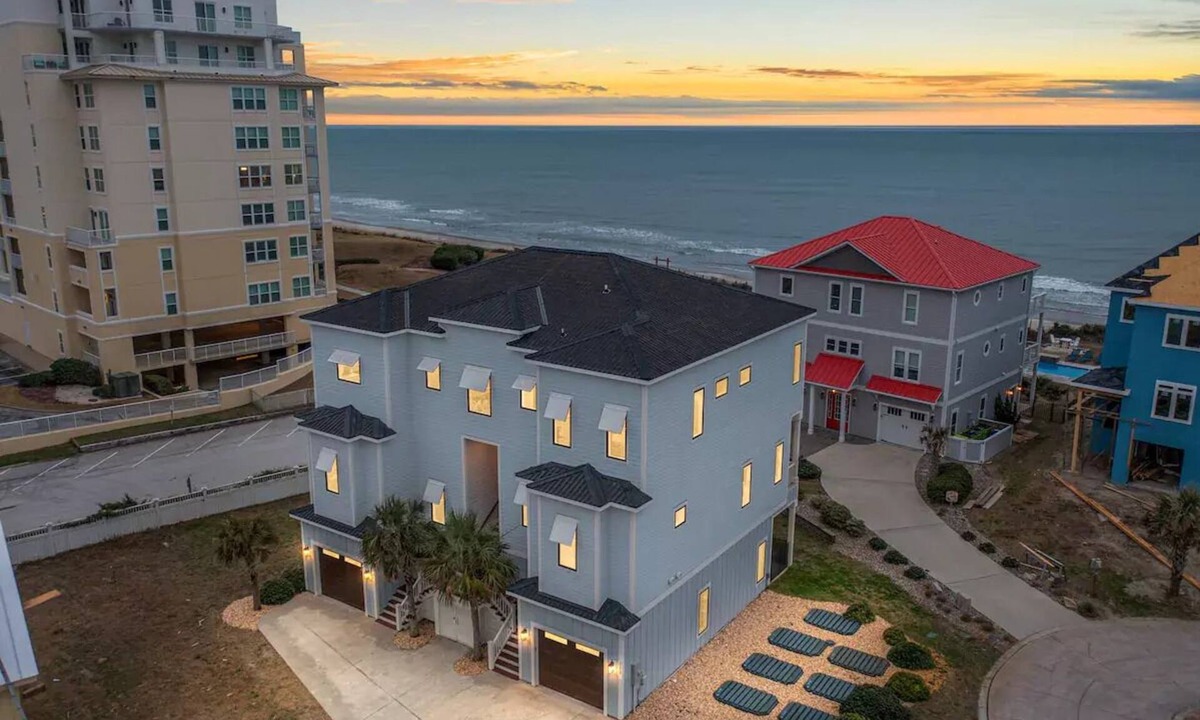 Indian Beach House | The Ocean Pearl - A Waterfront Beach Retreat