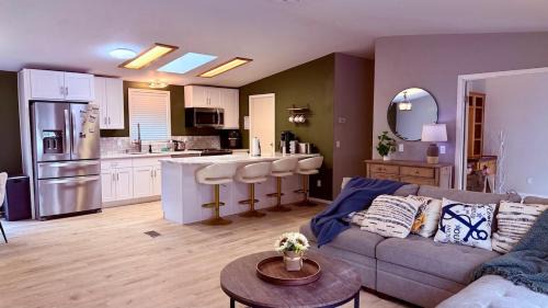 Issaquah House | The Quiet Pine