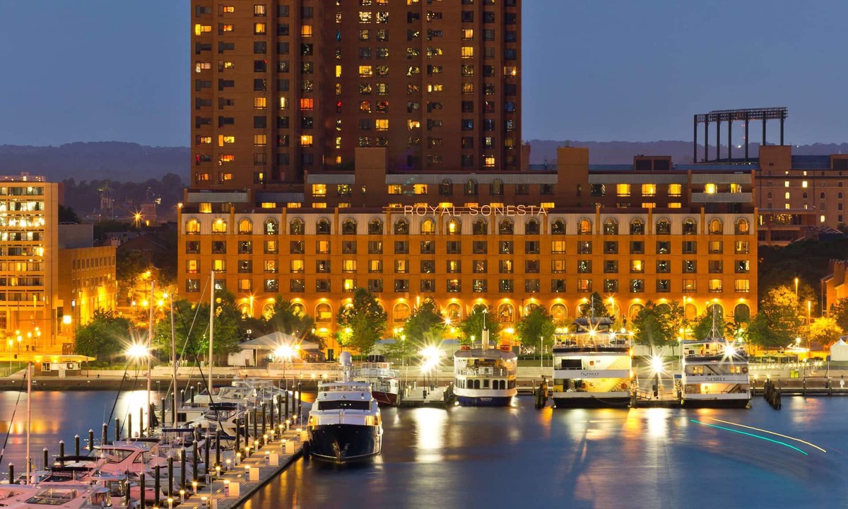 Downtown Baltimore Hotel | The Royal Sonesta Harbor Court Baltimore