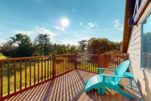 Dellwood Hotel | Tigers Den - Upper
