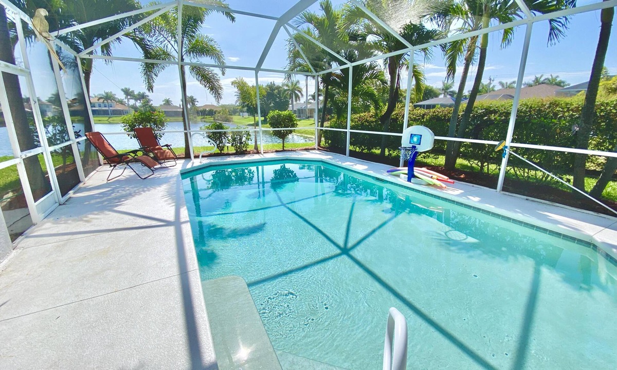 Pelican Villa | TOP FLORIDA's Villa Lake El Dorado