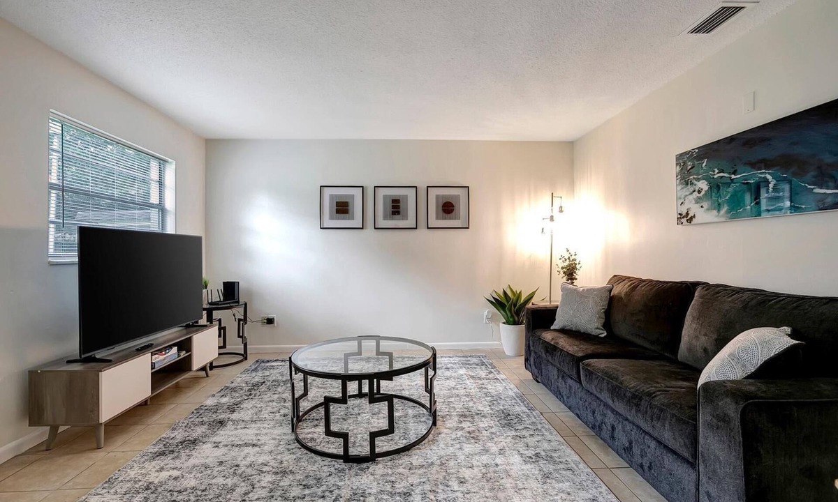 Crystal River Apartment | Tranquil 2-bedroom apartment in Crystal River with WiFi, AC