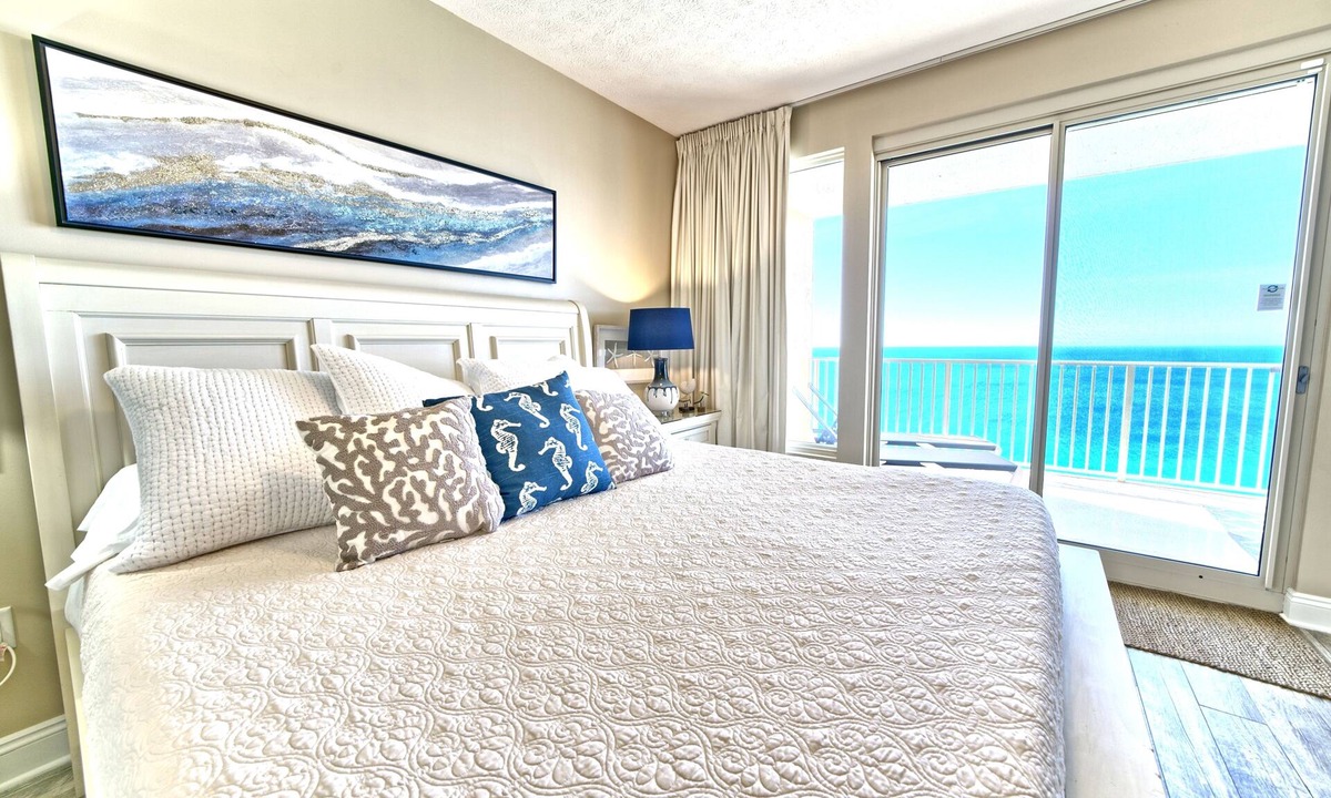 Lower Grand Lagoon Condo | Treas. Isl. 2010, Aug, Sept Avail -Great Deals - 2BR Beach Condo, Sleeps 6