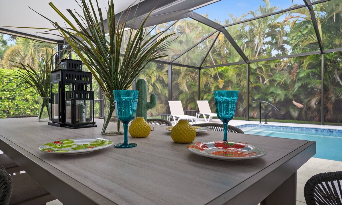 Palm River Estates House | Tropical Retreat Naples, FL - Private heated pool & patio with outdoor living