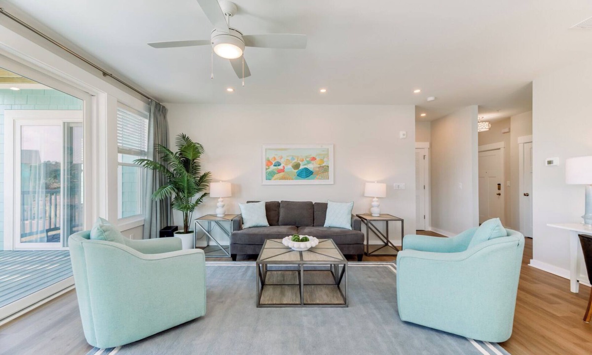 Bermuda Bay Condo | Turquoise Tide - Spacious End Unit, Sound Views & King En Suite