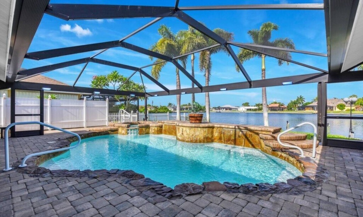 Fort Myers House | Tuscan Treasure - Escape to Paradise