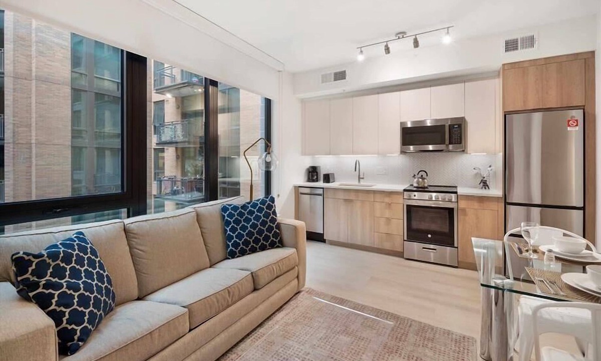 NoMa Hotel | Upscale 1BR Retreat in the Heart of Downtown DC | Near Museums & Exquisite Dining