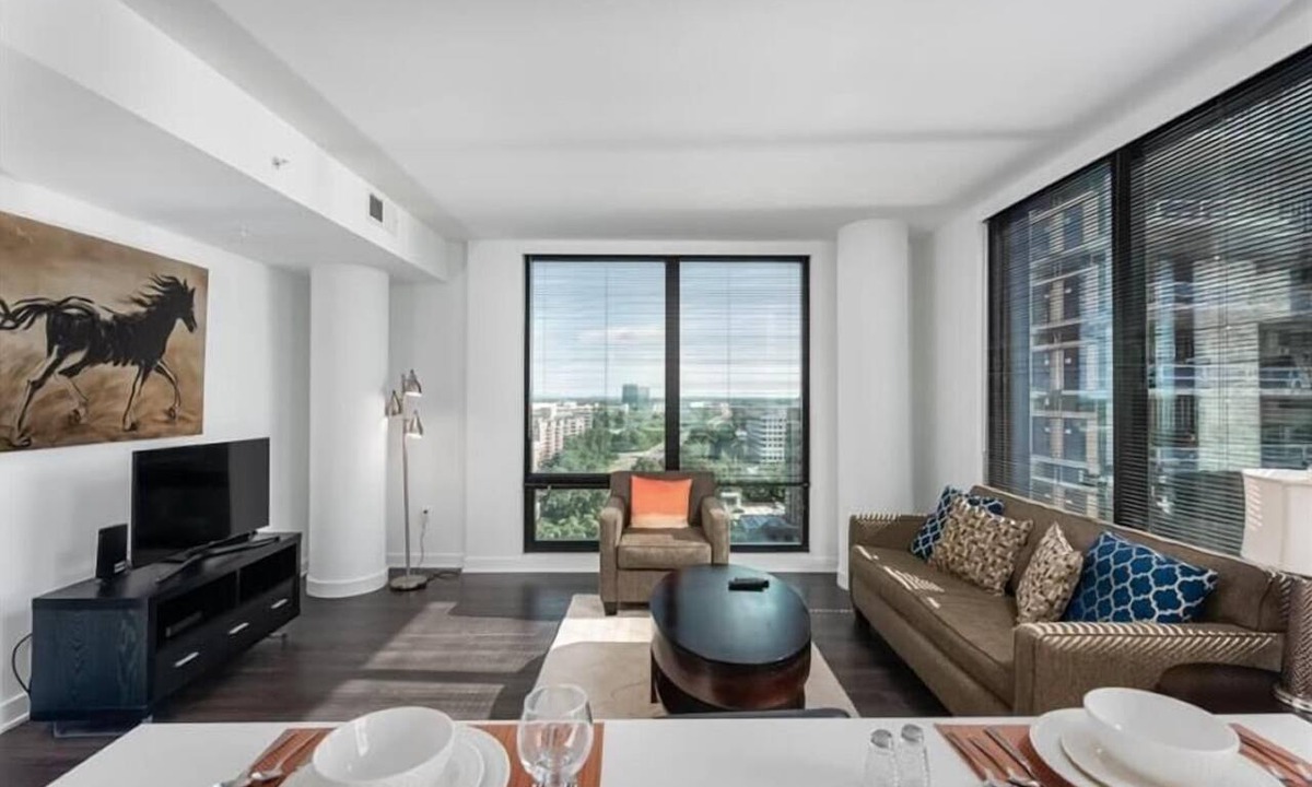 Reston Apartment | Vibrant Location | nr Home Depot | Mins From DC