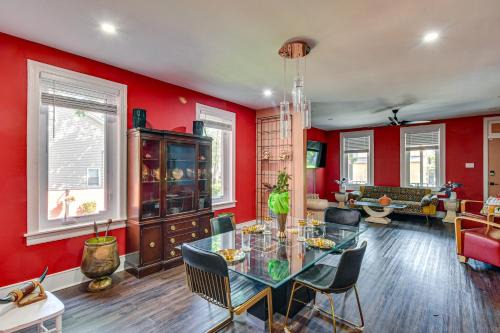 Morton House | Walkable Neighborhood: Updated Morton Home!