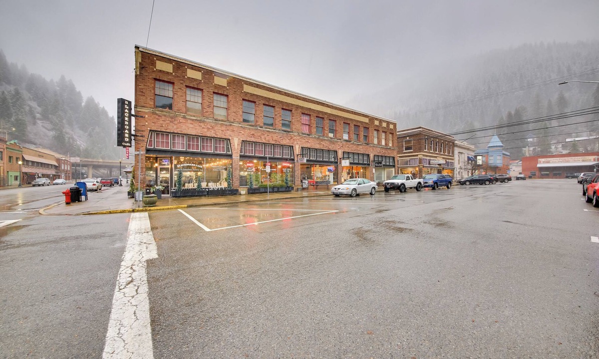 Wallace Apartment | Walkable Studio in the Heart of Dtwn Wallace!