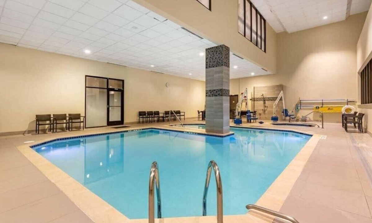 West End Hotel | Washington DC | Friends Capital Retreat | Gym + Downtown | 2BR