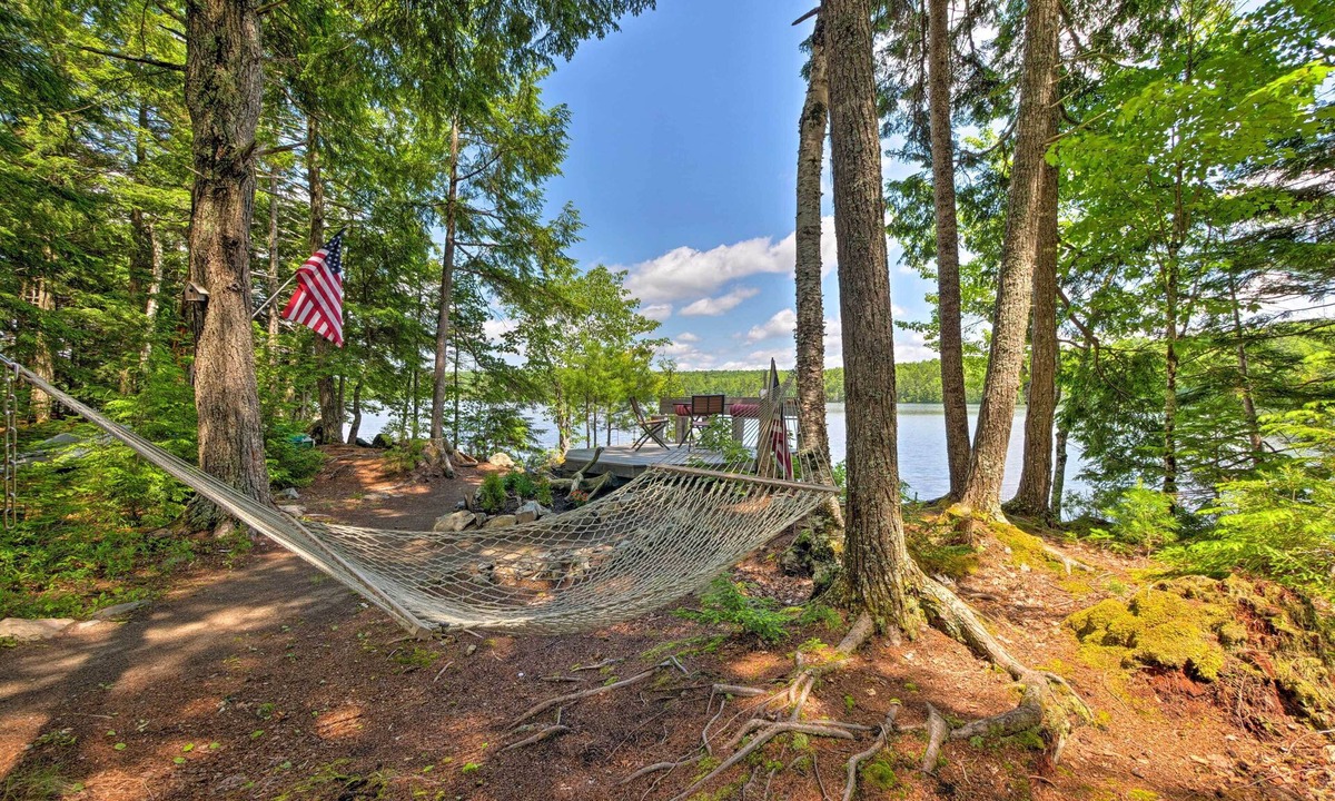 Great Pond Cottage | Waterfront Great Pond Cottage w/Hot Tub & Deck!