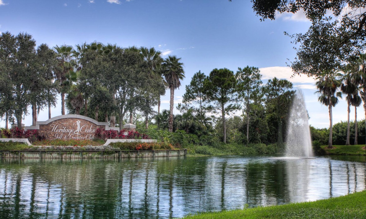 Sarasota Condo | Waterfront, Tee Time in Paradise