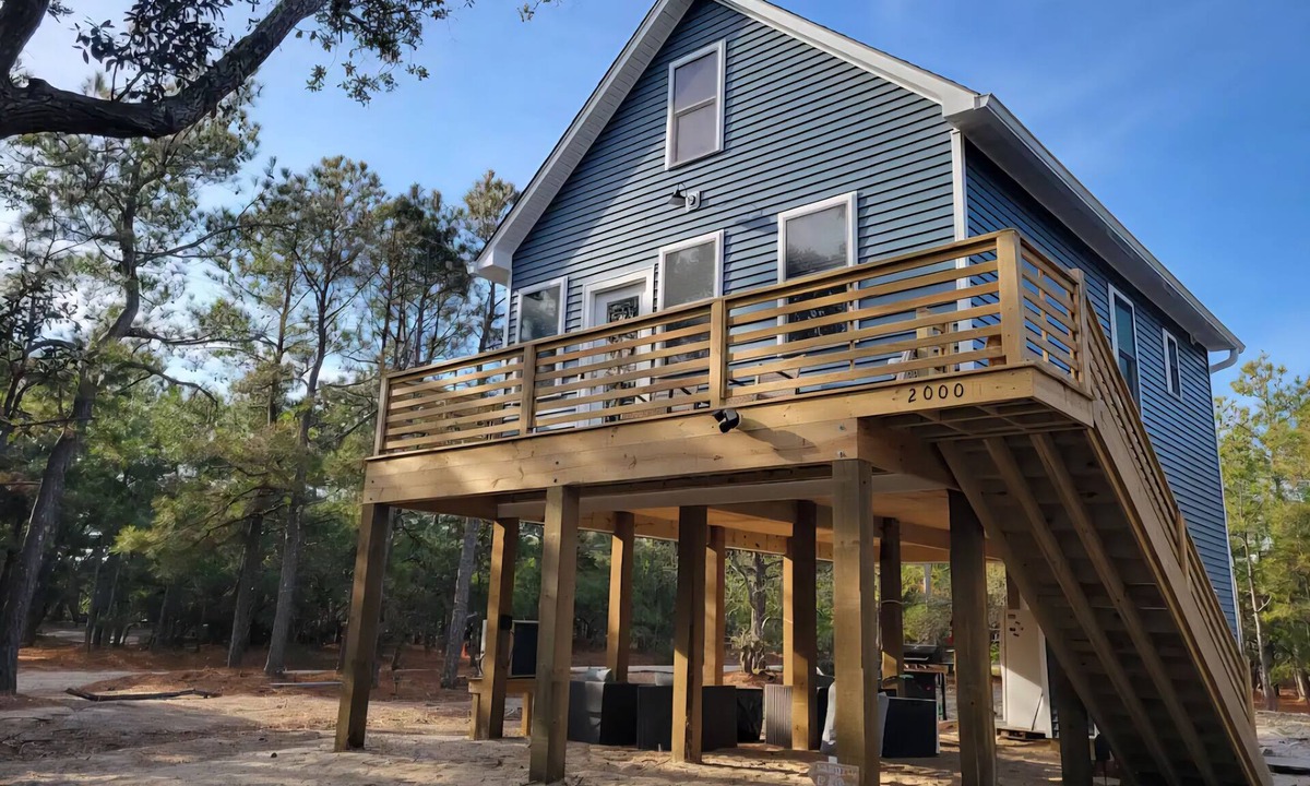 Carova Beach Cottage | Wild Horses - 4x4 Beach - Quiet & Cozy