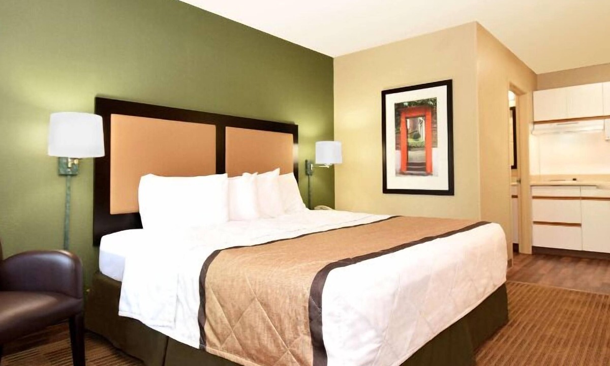 Nashville Hotel | Wonderful Room in Music City