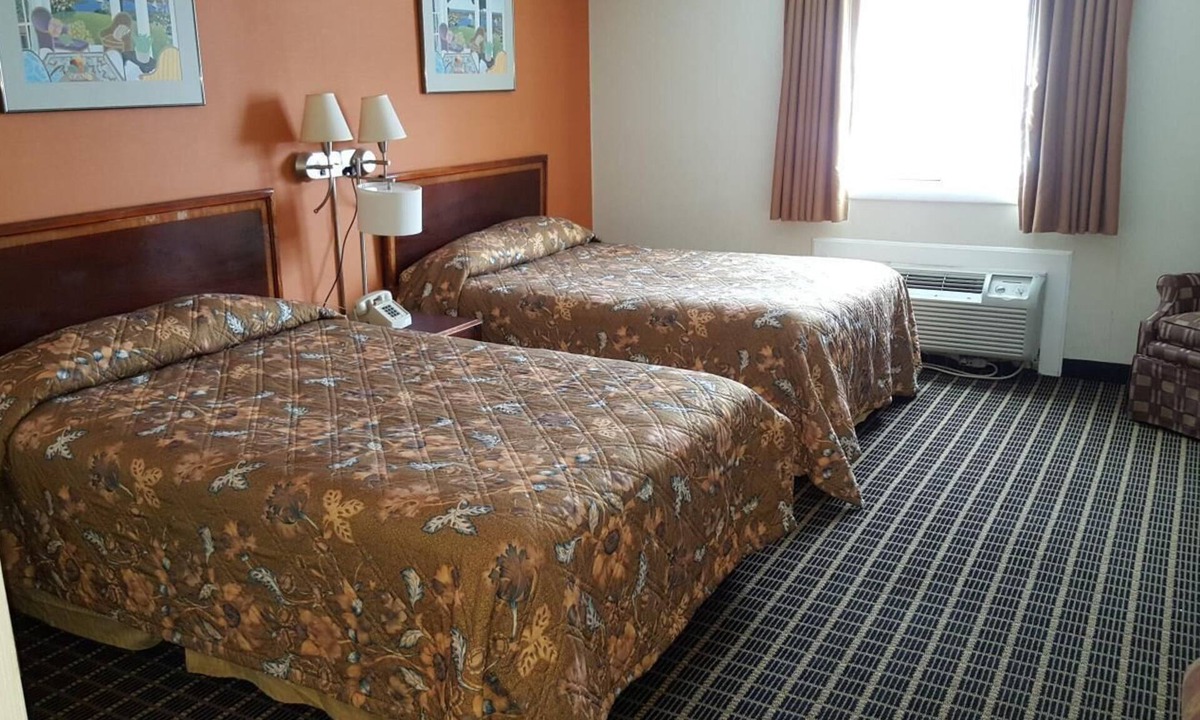 Woonsocket Hotel | Woonsocket Motor Inn