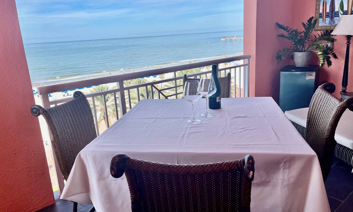 Clearwater Beach Resort | WOW! Spacious 3-bedroom 2700 sq ft terrific Hyatt Clearwater Beach. Amazing