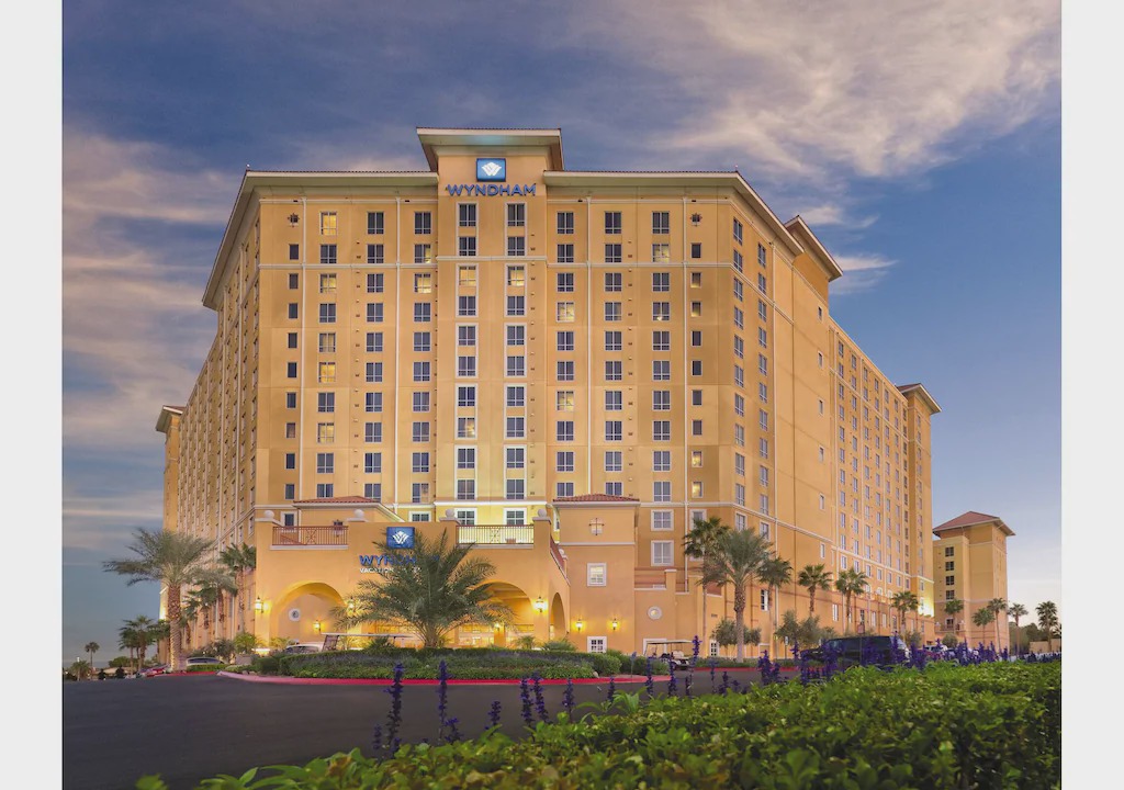 Las Vegas Condo | Wyndham Grand Desert Resort in Las Vegas, NV