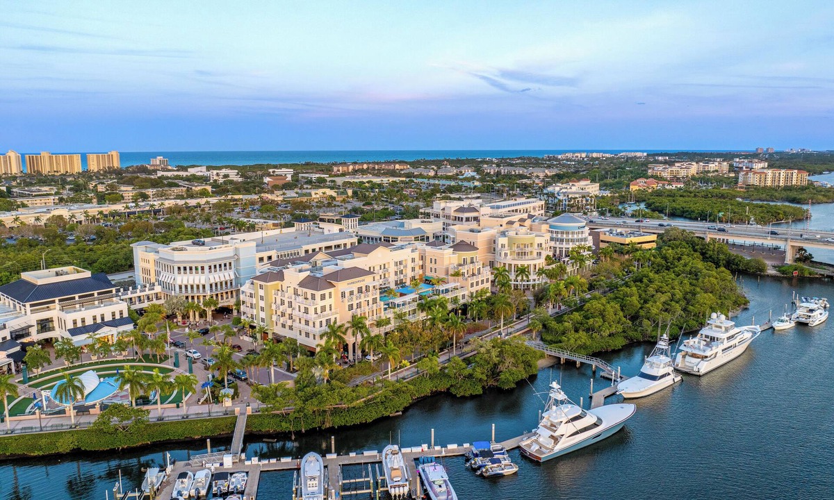 Jupiter Hotel | Wyndham Grand Jupiter at Harbourside Place