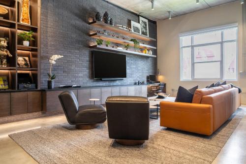 Wynwood Art District House | Wynwood Condo, Walk to Restaurants & Nightclubs!