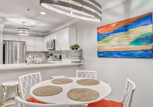Amalfi Coast - Lovely Gulf Views - 2 BR/2 BA - Sleeps 6
