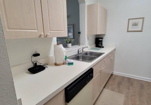 Beautiful 3 Bedroom Condo - near - To Disney