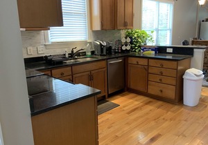 Downtown Luxury Home — 3-mins to Broadway