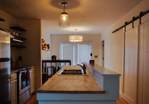 Downtown Nashville! Comfortable And Convenient!