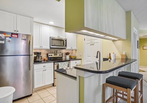 Free Golf at Bear Trap Dunes and MORE! 2 Bedroom 2 bath. first floor Sea Colony West unit with a beautiful view of the lake.