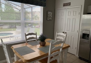 Magic Escape- Themed Bedrooms, Pool/Spa, Game Room, Movie Theater! Near Disney!