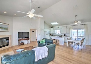 Pensacola Beach Home: 1 Block to Beach Access