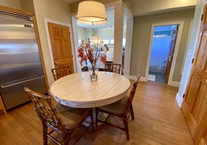 Pensacola Beach.2 min walk to the gulf on paved path.5 Bed/4 BathSleeps 16