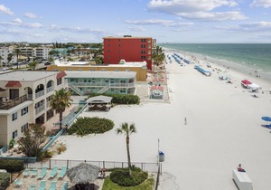 Redington Surf Resort 04 1BR