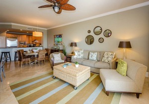 Spacious Gulf View Condo with Resort Pools and Prime Beachfront Setting