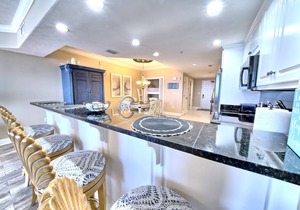 Treas. Isl. 2010, Aug, Sept Avail -Great Deals - 2BR Beach Condo, Sleeps 6