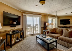 Wrightsville Dunes H-2B - Oceanfront condo with community pool, tennis, beach
