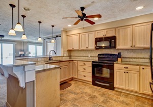 Wrightsville Dunes H-2B - Oceanfront condo with community pool, tennis, beach