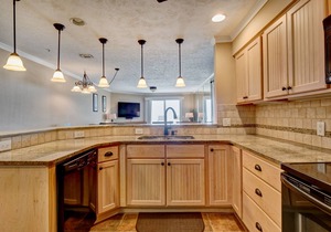 Wrightsville Dunes H-2B - Oceanfront condo with community pool, tennis, beach