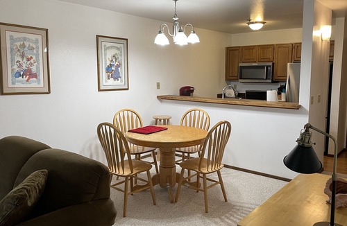Downtown Anchorage Apartment | 1 bdrm condo. Indoor parking garage. Secure bldg access. 90 day minimum stay