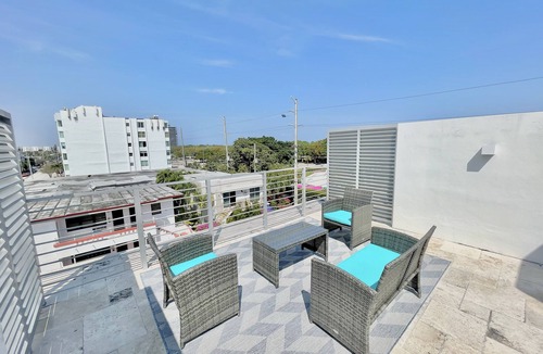 North Beach Condo | 1 Block to the Beach* Hot Tubs* Rooftop Terraces*