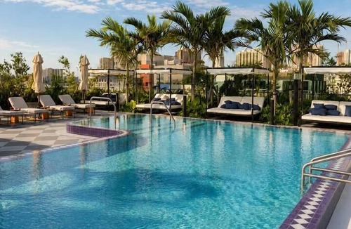 Wynwood Art District Condo | 1 BR King Suite | Balcony | Sleeps 4 | Kitchen