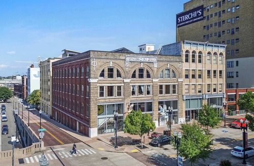 Old City Apartment | 1 Mile to Downtown Knoxville・Cozy Historic Loft