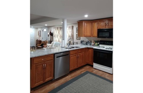Long Neck House | 10 miles to Rehoboth Beach, remodeled home in quiet neighborhood