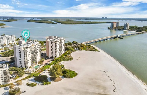 South Island Condo | 101 m² Condo ∙ 2 bedrooms ∙ 5 guests