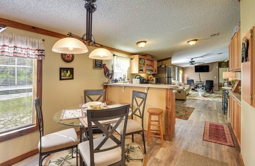Silver Springs House | 13 Mi to Silver Springs: Pet Friendly Getaway!