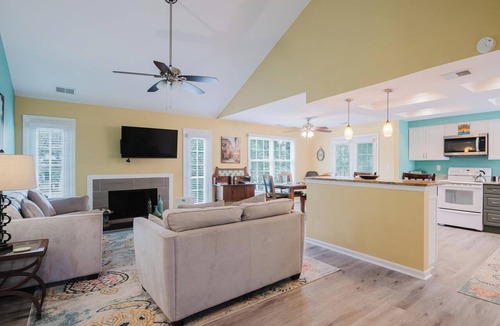 Shipyard Plantation Condo | 147 Evian - Lagoon & Golf Course View, Pool/Tennis